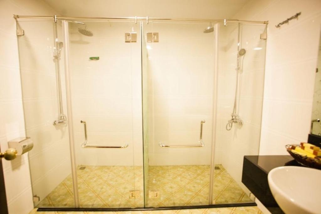 Khach San Kim Dong Hotel Hoang Nga Eksteriør billede