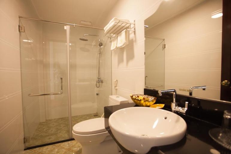 Khach San Kim Dong Hotel Hoang Nga Eksteriør billede