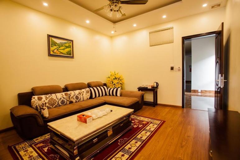 Khach San Kim Dong Hotel Hoang Nga Eksteriør billede